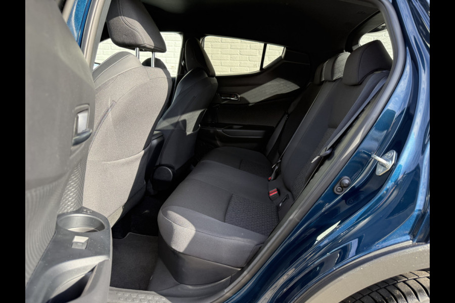 Toyota C-HR 1.8 Hybrid Team D | ACC | CarPlay | Camera | Keyless | LED | 18 inch