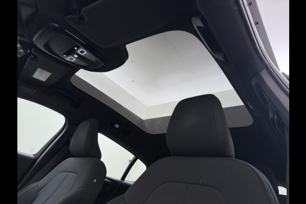 Volvo C40 SOH 95% Panoramadak Camera Navi* Apple Carplay Android Auto Recharge Core 69kWh Bluetooth Lmv 19" Led Isofix 1e Eigenaar Origineel Nederlandse Auto