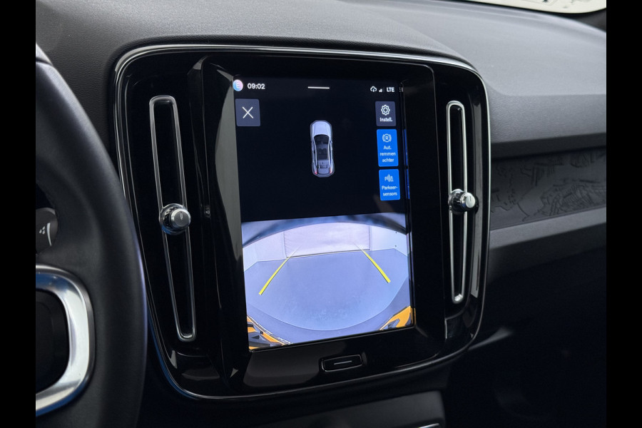 Volvo C40 SOH 95% Panoramadak Camera Navi* Apple Carplay Android Auto Recharge Core 69kWh Bluetooth Lmv 19" Led Isofix 1e Eigenaar Origineel Nederlandse Auto