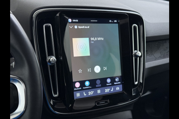 Volvo C40 SOH 95% Panoramadak Camera Navi* Apple Carplay Android Auto Recharge Core 69kWh Bluetooth Lmv 19" Led Isofix 1e Eigenaar Origineel Nederlandse Auto