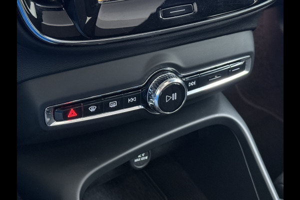Volvo C40 SOH 95% Panoramadak Camera Navi* Apple Carplay Android Auto Recharge Core 69kWh Bluetooth Lmv 19" Led Isofix 1e Eigenaar Origineel Nederlandse Auto