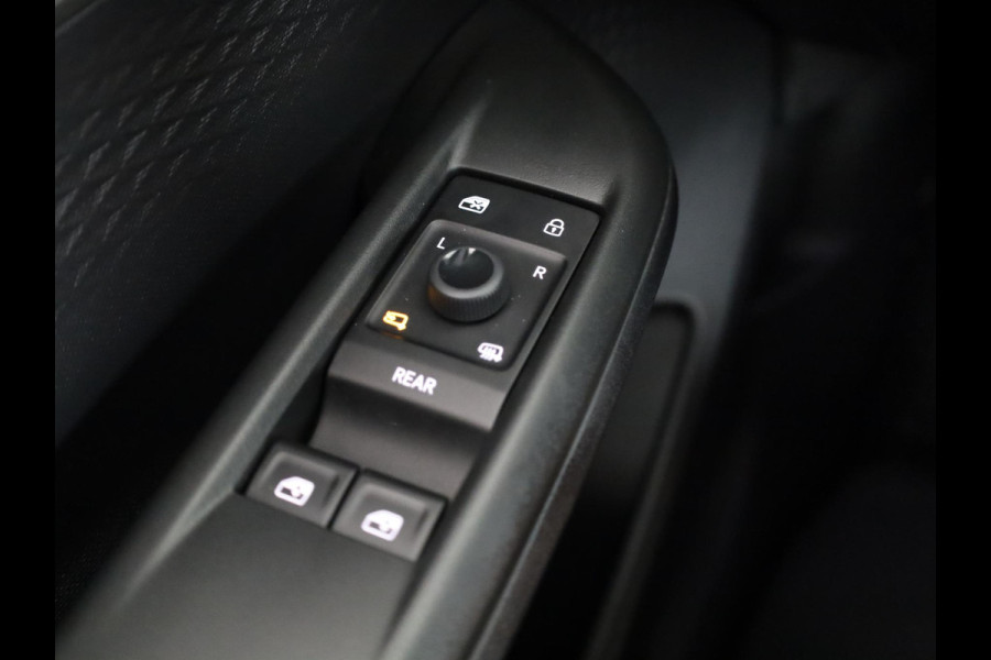 CUPRA Born Business Limited 63 kWh 231PK | Navigatie | 19 Inch | Achteruitrijcamera | Adaptieve Cruise Control | Draadloze Carplay & Android auto |