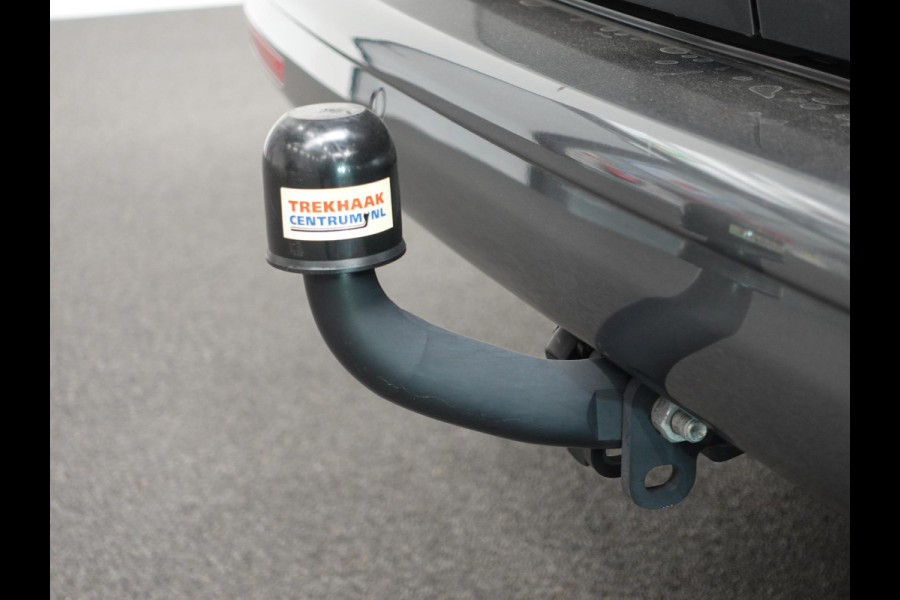 Volkswagen Transporter 2.0 TDI L2H1 Highline Automaat Dubbele Cabine Navigatie Airco Cruise Control LM velgen
