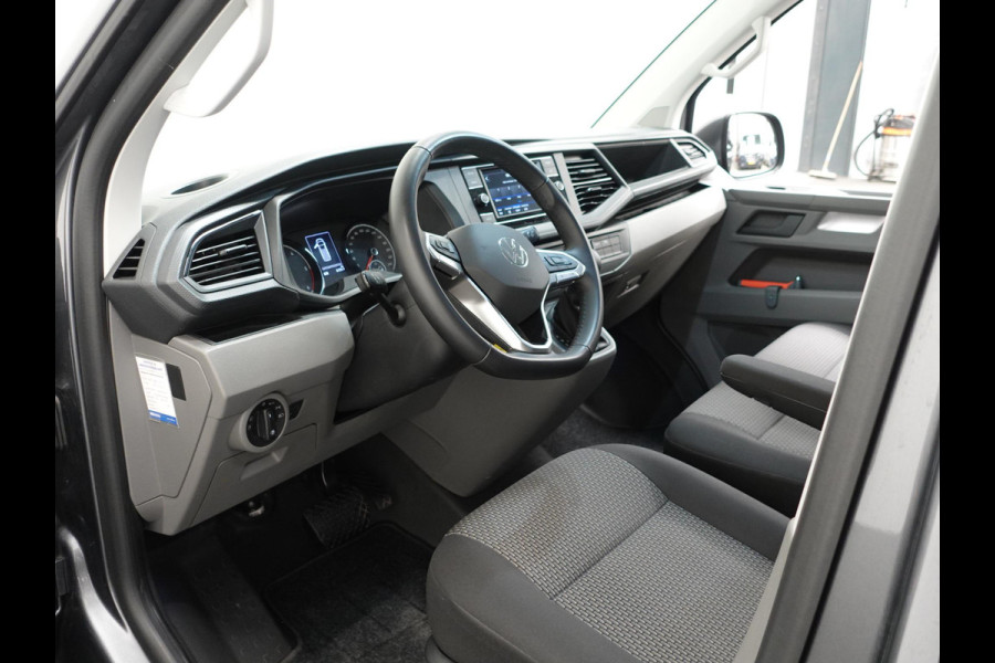 Volkswagen Transporter 2.0 TDI L2H1 Highline Automaat Dubbele Cabine Navigatie Airco Cruise Control LM velgen