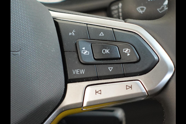 Volkswagen Transporter 2.0 TDI L2H1 Highline Automaat Dubbele Cabine Navigatie Airco Cruise Control LM velgen