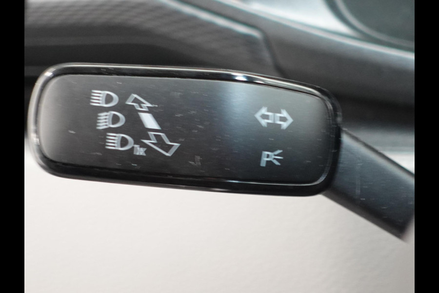 Volkswagen Transporter 2.0 TDI L2H1 Highline Automaat Dubbele Cabine Navigatie Airco Cruise Control LM velgen