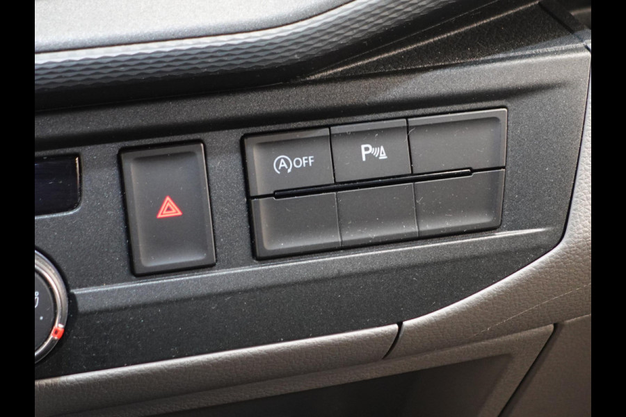 Volkswagen Transporter 2.0 TDI L2H1 Highline Automaat Dubbele Cabine Navigatie Airco Cruise Control LM velgen