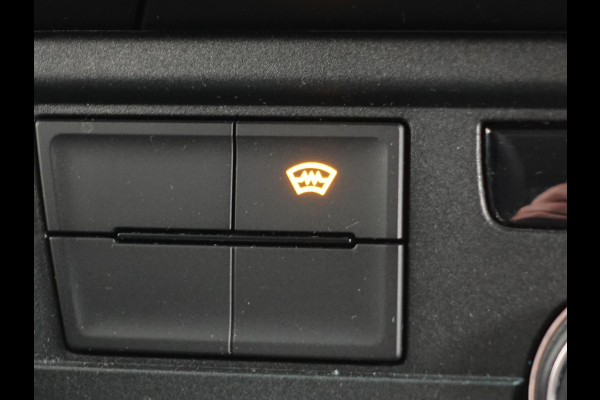 Volkswagen Transporter 2.0 TDI L2H1 Highline Automaat Dubbele Cabine Navigatie Airco Cruise Control LM velgen