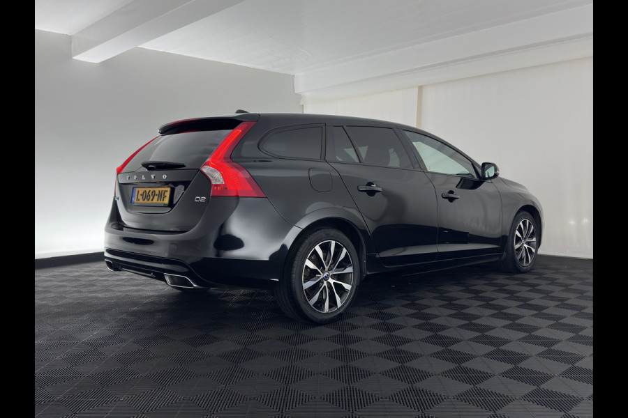 Volvo V60 2.0 D2 Summum *LEATHER | XENON | HEATED-COMFORTSEATS | NAVI-FULLMAP | PRIVACY-GLASS | ECC | PDC | CRUISE | 17''ALU*