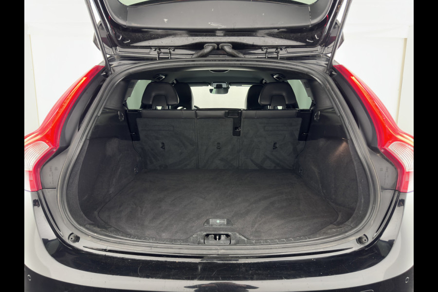 Volvo V60 2.0 D2 Summum *LEATHER | XENON | HEATED-COMFORTSEATS | NAVI-FULLMAP | PRIVACY-GLASS | ECC | PDC | CRUISE | 17''ALU*