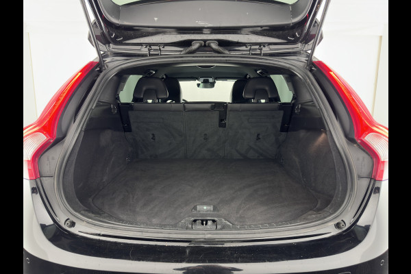 Volvo V60 2.0 D2 Summum *LEATHER | XENON | HEATED-COMFORTSEATS | NAVI-FULLMAP | PRIVACY-GLASS | ECC | PDC | CRUISE | 17''ALU*