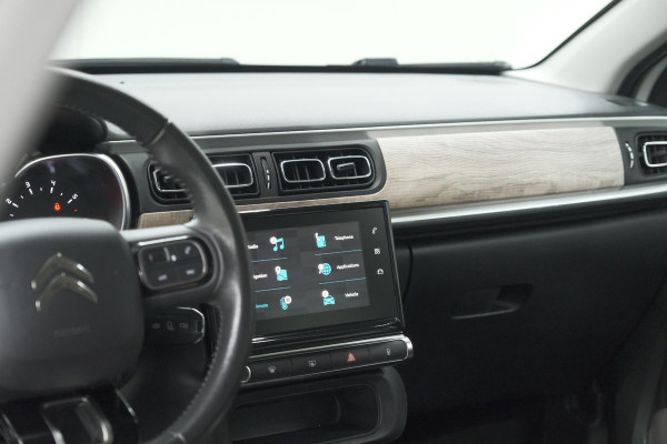 Citroën C3 PureTech 82 Shine | Camera | Parkeersensoren | Navigatie | Apple Carplay