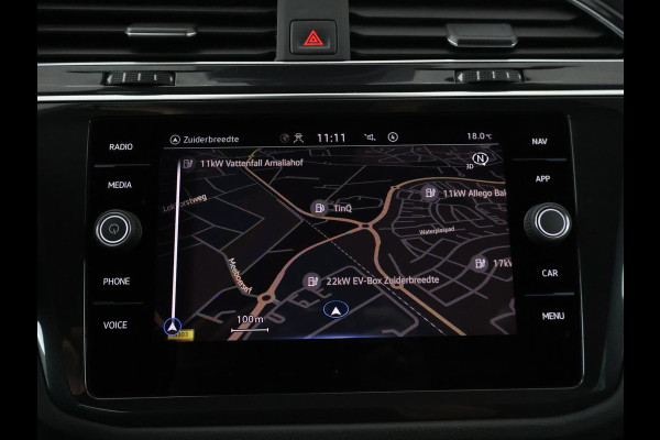Volkswagen Tiguan 1.4 TSI eHybrid R-Line Business+ | SOH 94,3% | Half leder | Adaptive cruise | Camera | Park assist | Carplay | 3 zone klimaat | Elektrische achterklep