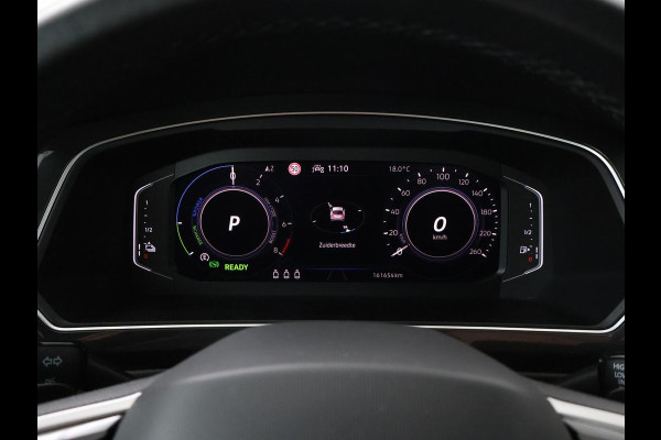 Volkswagen Tiguan 1.4 TSI eHybrid R-Line Business+ | SOH 94,3% | Half leder | Adaptive cruise | Camera | Park assist | Carplay | 3 zone klimaat | Elektrische achterklep