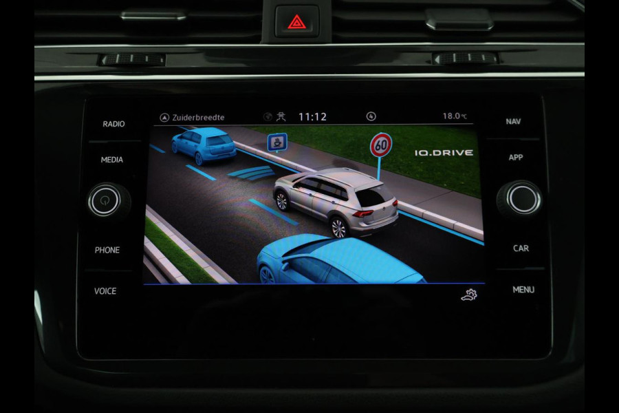 Volkswagen Tiguan 1.4 TSI eHybrid R-Line Business+ | SOH 94,3% | Half leder | Adaptive cruise | Camera | Park assist | Carplay | 3 zone klimaat | Elektrische achterklep
