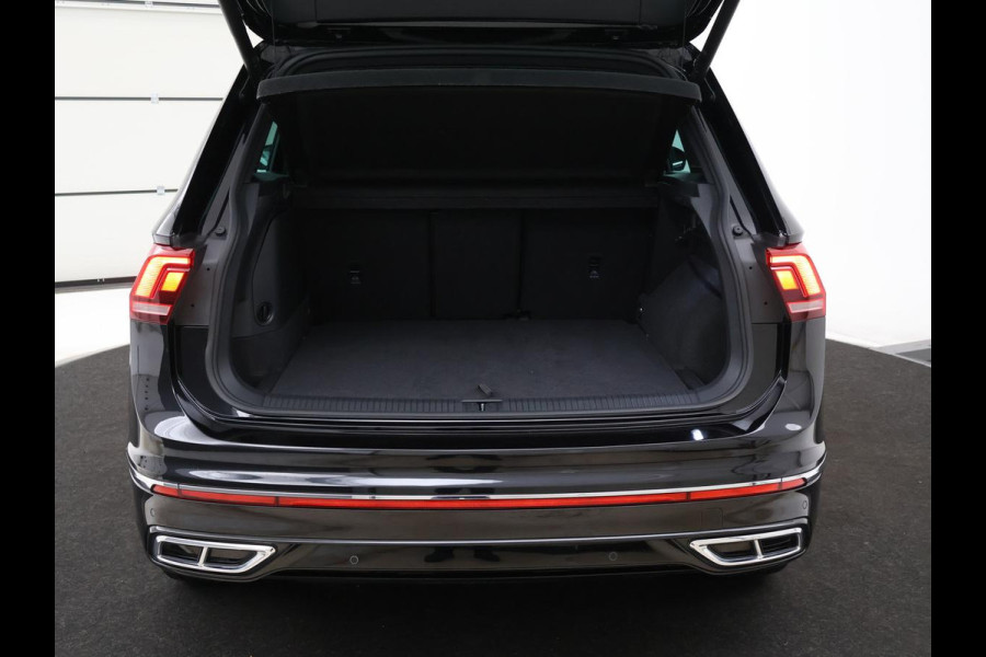 Volkswagen Tiguan 1.4 TSI eHybrid R-Line Business+ | SOH 94,3% | Half leder | Adaptive cruise | Camera | Park assist | Carplay | 3 zone klimaat | Elektrische achterklep