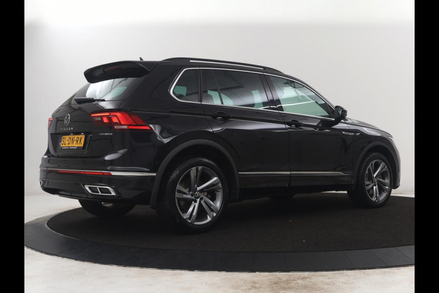 Volkswagen Tiguan 1.4 TSI eHybrid R-Line Business+ | SOH 94,3% | Half leder | Adaptive cruise | Camera | Park assist | Carplay | 3 zone klimaat | Elektrische achterklep