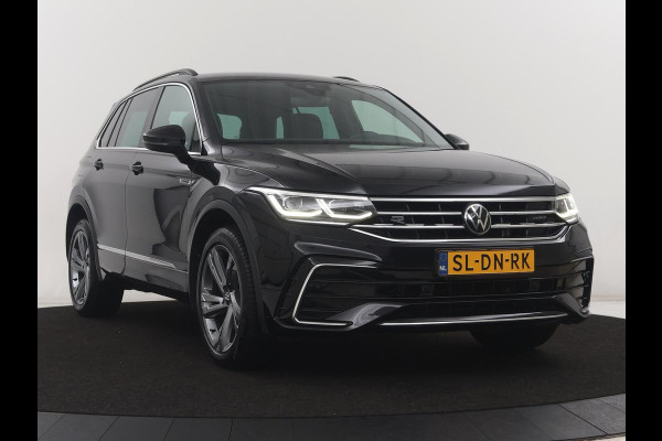 Volkswagen Tiguan 1.4 TSI eHybrid R-Line Business+ | SOH 94,3% | Half leder | Adaptive cruise | Camera | Park assist | Carplay | 3 zone klimaat | Elektrische achterklep