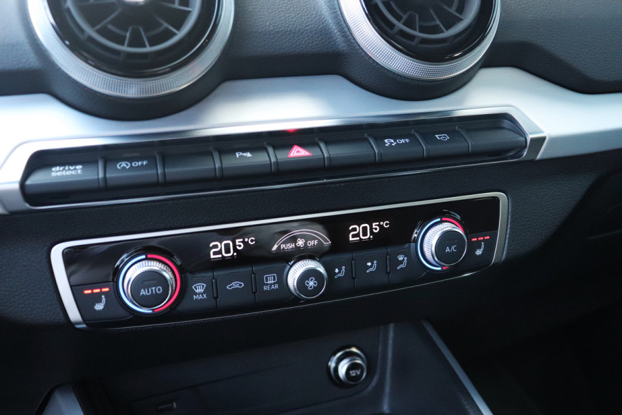Audi Q2 35 TFSI (2x) S-line Camera Stoelverw. Cruise LED