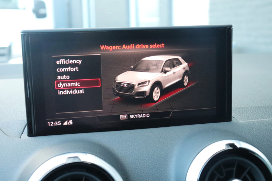 Audi Q2 35 TFSI (2x) S-line Camera Stoelverw. Cruise LED
