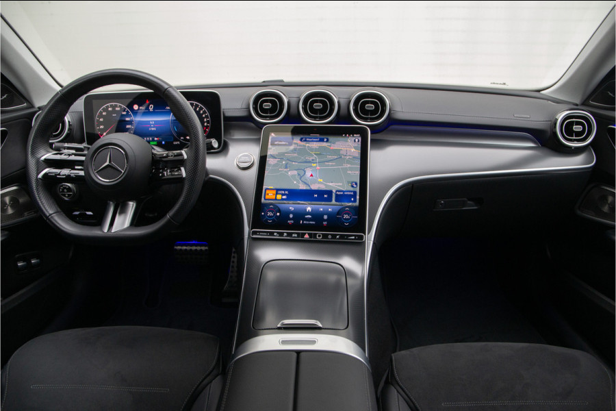 Mercedes-Benz C-Klasse 300 e AMG Line, Distronic, Burmester, 19" 2025