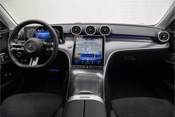 Mercedes-Benz C-Klasse 300 e AMG Line, Distronic, Burmester, 19" 2025