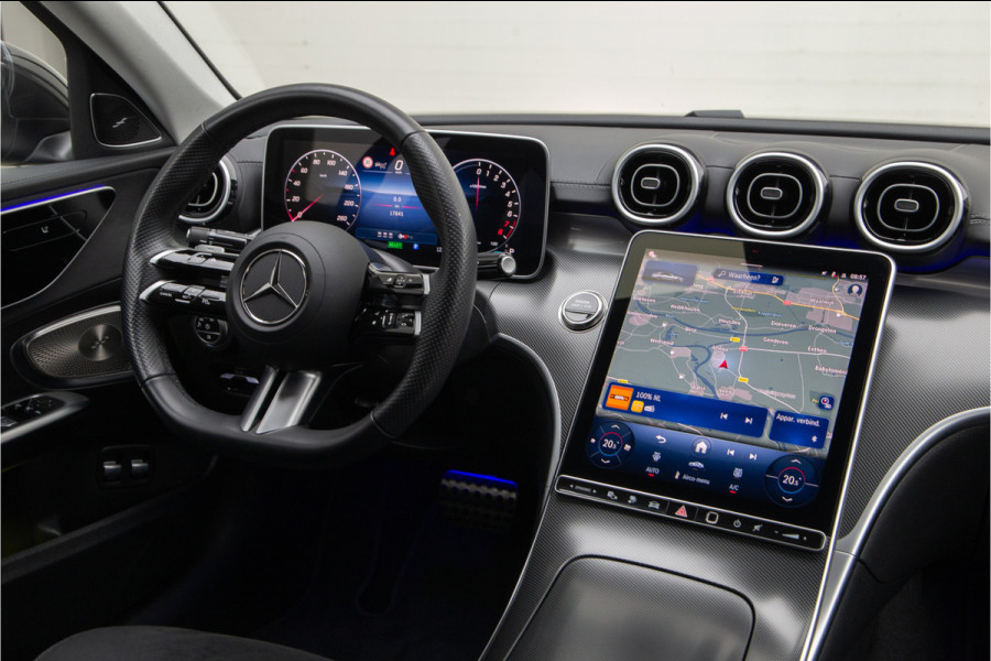 Mercedes-Benz C-Klasse 300 e AMG Line, Distronic, Burmester, 19" 2025