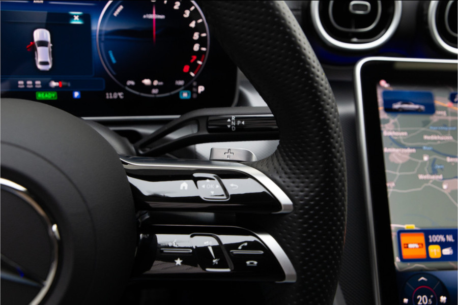 Mercedes-Benz C-Klasse 300 e AMG Line, Distronic, Burmester, 19" 2025