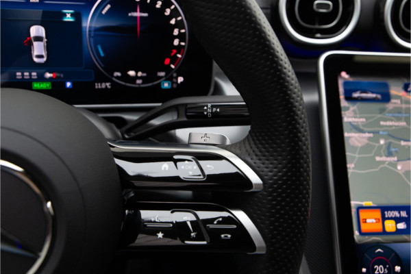Mercedes-Benz C-Klasse 300 e AMG Line, Distronic, Burmester, 19" 2025
