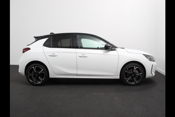 Opel Corsa 1.2 Turbo Hybrid 136pk Automaat GS Navigatie Apple Carplay/Android Auto Digitale Cockpit Camera Parkeer sensoren Airco Lichtmetalen Velgen Cruise Control