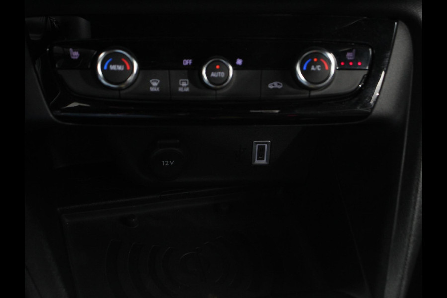 Opel Corsa 1.2 Turbo Hybrid 136pk Automaat GS Navigatie Apple Carplay/Android Auto Digitale Cockpit Camera Parkeer sensoren Airco Lichtmetalen Velgen Cruise Control
