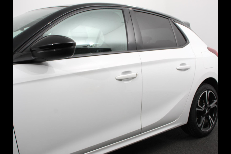 Opel Corsa 1.2 Turbo Hybrid 136pk Automaat GS Navigatie Apple Carplay/Android Auto Digitale Cockpit Camera Parkeer sensoren Airco Lichtmetalen Velgen Cruise Control