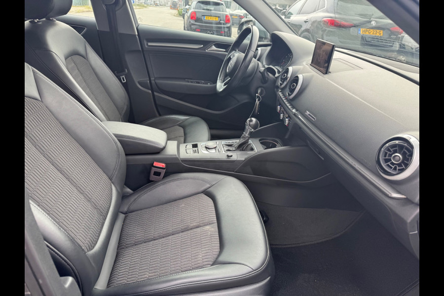 Audi A3 Sportback 1.5 TFSI 150 PK DSG Led PDC Leder Navigatie Cruise control