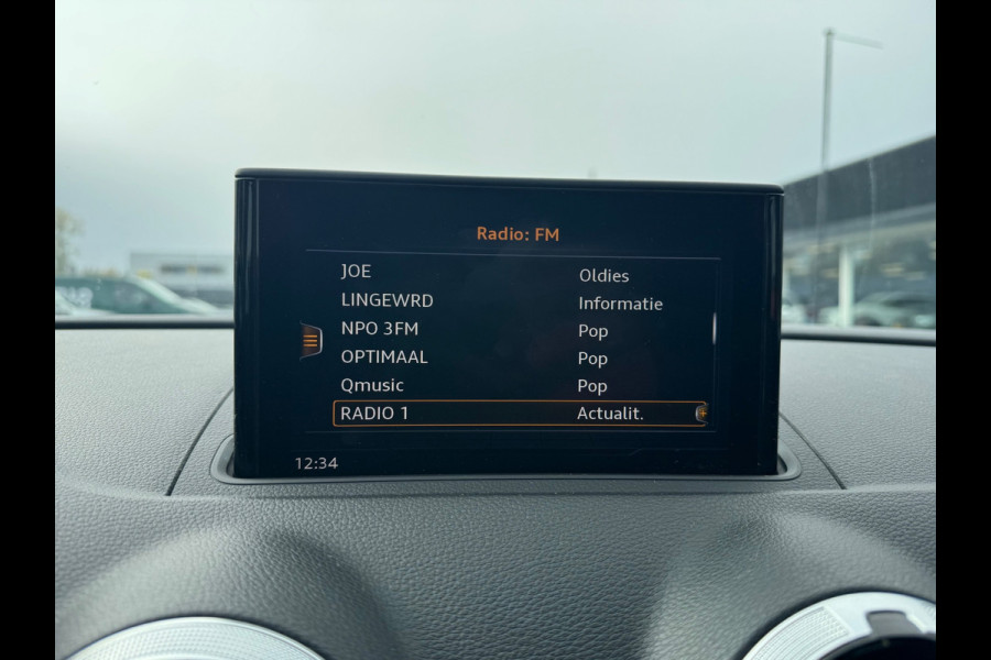 Audi A3 Sportback 1.5 TFSI 150 PK DSG Led PDC Leder Navigatie Cruise control
