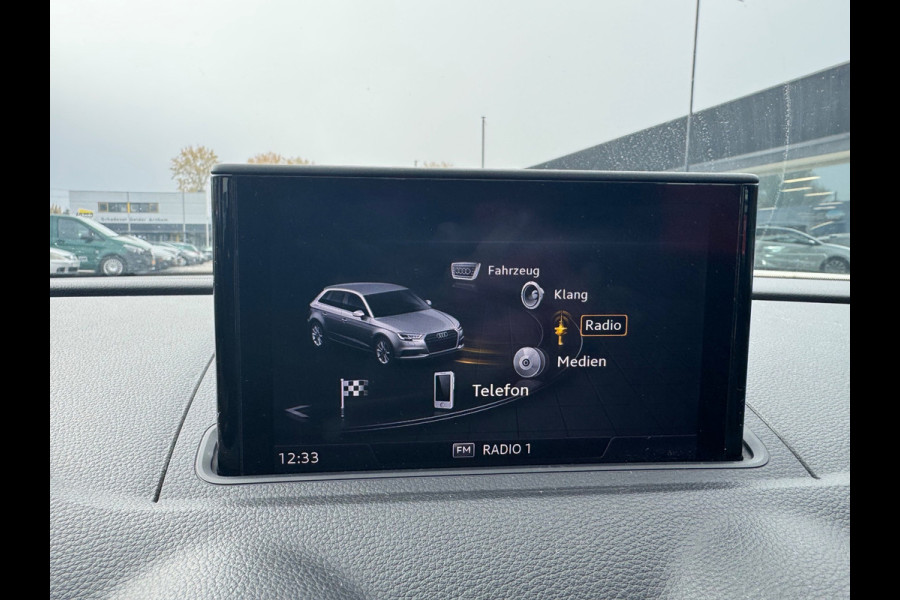 Audi A3 Sportback 1.5 TFSI 150 PK DSG Led PDC Leder Navigatie Cruise control