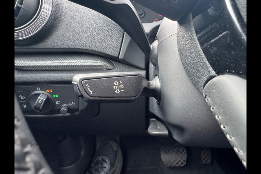 Audi A3 Sportback 1.5 TFSI 150 PK DSG Led PDC Leder Navigatie Cruise control