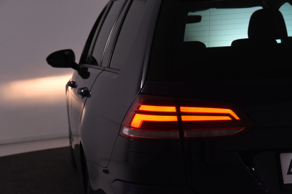 Volkswagen Golf Variant 1.0 TSI Comfortline *1ste Eigenaar*Navigatie*Camera*