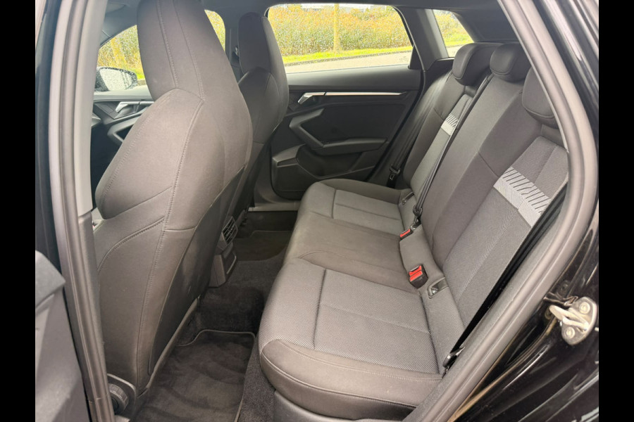 Audi A3 Sportback 30 TFSI Advanced edition | Adaptive Cruise Control | Navigatie | Apple Carplay | Parkeersensoren | LED | Climate Control | DAB |