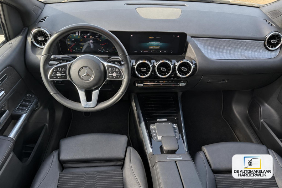 Mercedes-Benz B-Klasse 200 Business Solution Luxury | 1E EIGENAAR | 3/6/12MND GARANTIE | AUTOMAAT | LED | CRUISE | DAB | NAVI | CARPLAY | TREKHAAK |