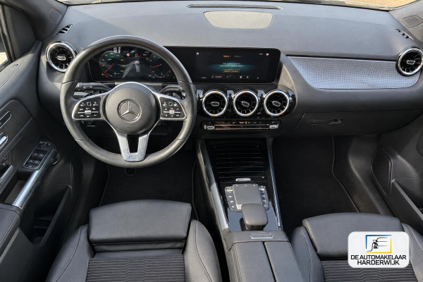 Mercedes-Benz B-Klasse 200 Business Solution Luxury | 1E EIGENAAR | 3/6/12MND GARANTIE | AUTOMAAT | LED | CRUISE | DAB | NAVI | CARPLAY | TREKHAAK |