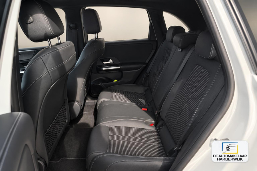 Mercedes-Benz B-Klasse 200 Business Solution Luxury | 1E EIGENAAR | 3/6/12MND GARANTIE | AUTOMAAT | LED | CRUISE | DAB | NAVI | CARPLAY | TREKHAAK |