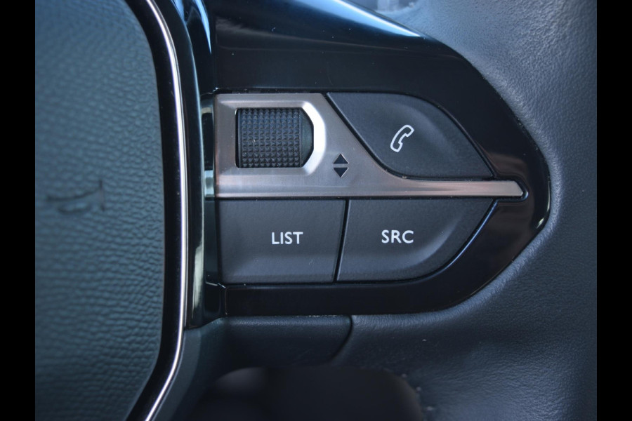 Peugeot 2008 1.2 PureTech Blue Lease Allure | 100 PK | NAVI | TREKHAAK | PARKEERSENSOREN MET CAMERA | CLIMATE CONTROL |