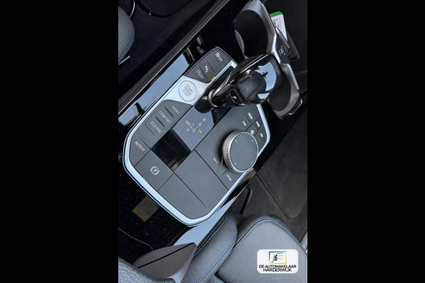 BMW 1-serie 116d Executive | AUTOMAAT | CARPLAY | LED | SFEERVERLICHTING | CRUISE |