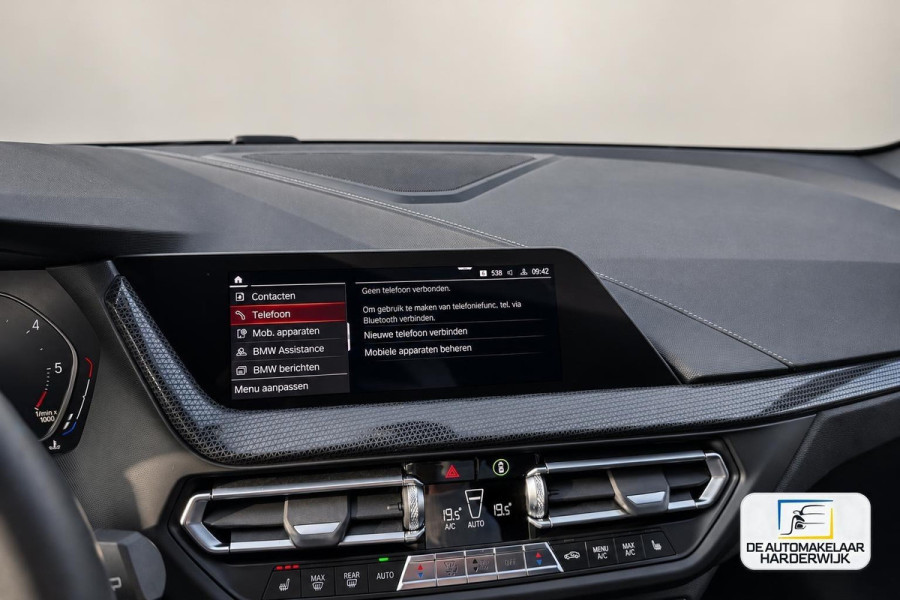 BMW 1-serie 116d Executive | AUTOMAAT | CARPLAY | LED | SFEERVERLICHTING | CRUISE |