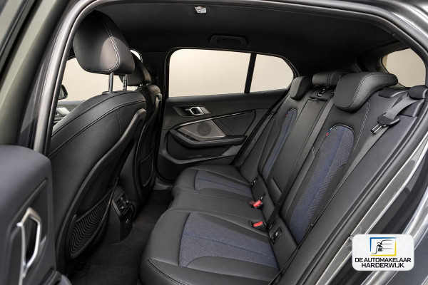 BMW 1-serie 116d Executive | AUTOMAAT | CARPLAY | LED | SFEERVERLICHTING | CRUISE |