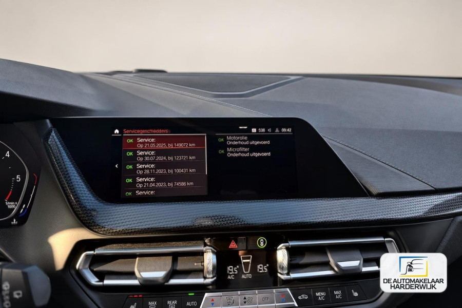 BMW 1-serie 116d Executive | AUTOMAAT | CARPLAY | LED | SFEERVERLICHTING | CRUISE |
