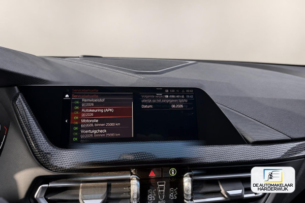 BMW 1-serie 116d Executive | AUTOMAAT | CARPLAY | LED | SFEERVERLICHTING | CRUISE |