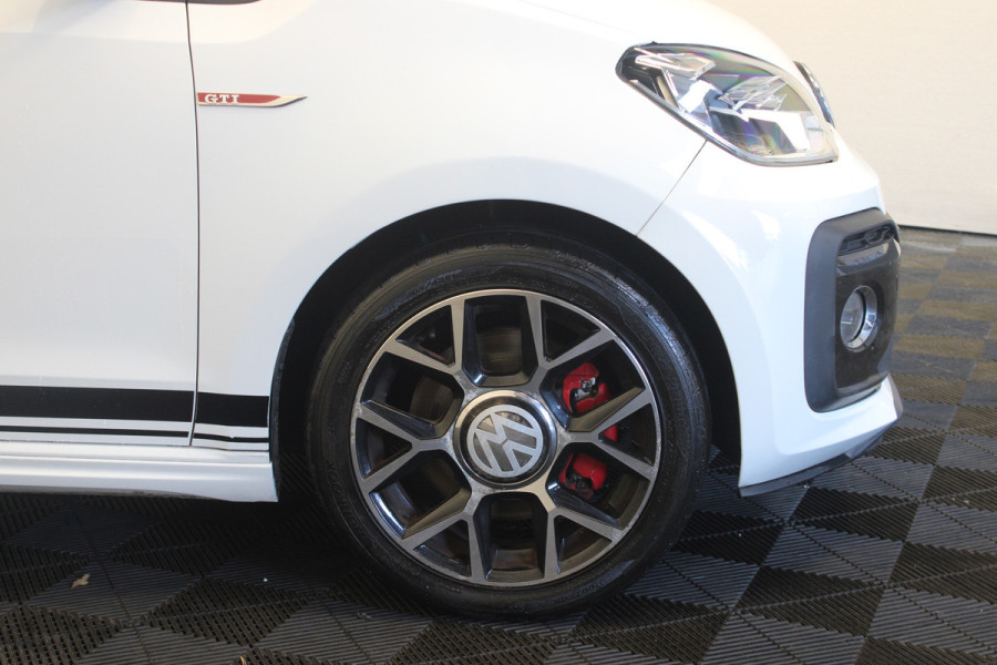 Volkswagen up! 1.0 TSI GTI