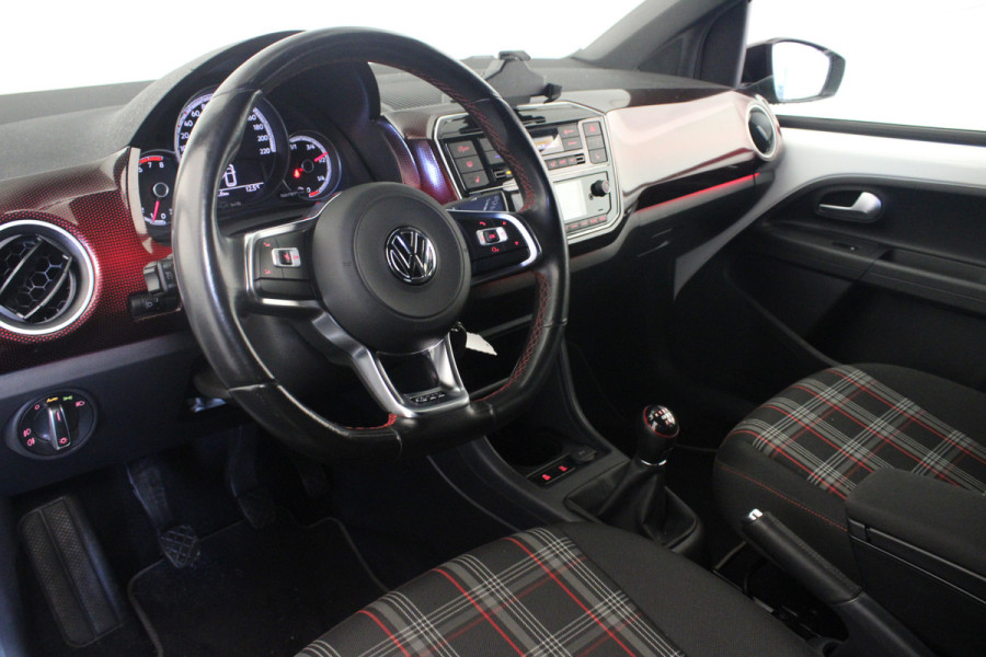 Volkswagen up! 1.0 TSI GTI