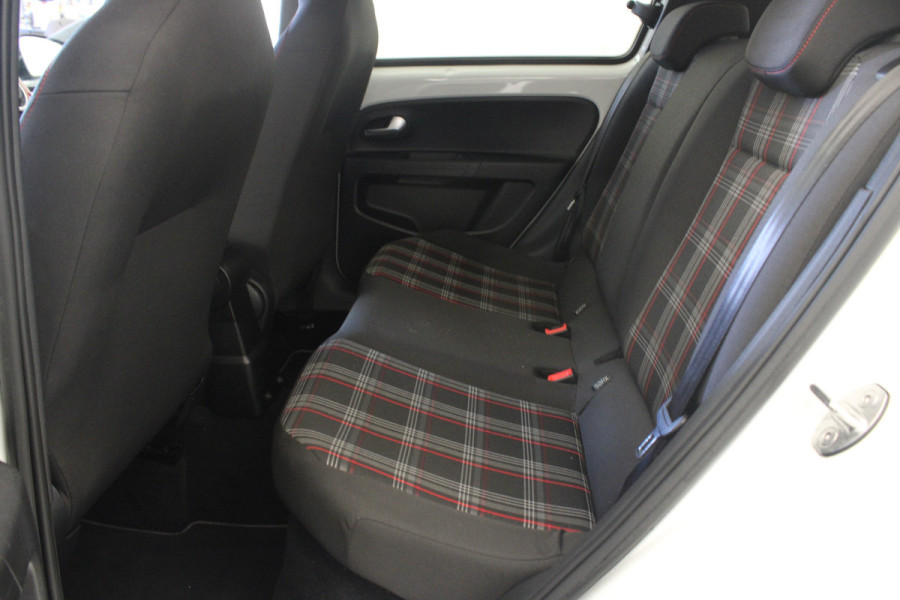 Volkswagen up! 1.0 TSI GTI